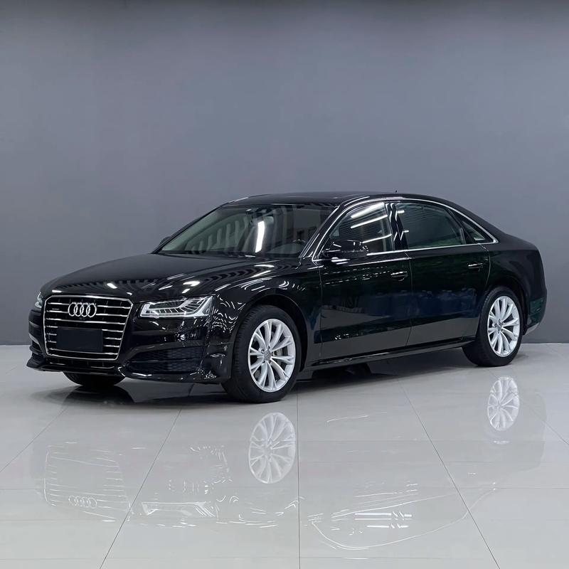 定位4门5座三厢车,2019款奥迪A6L综合测评